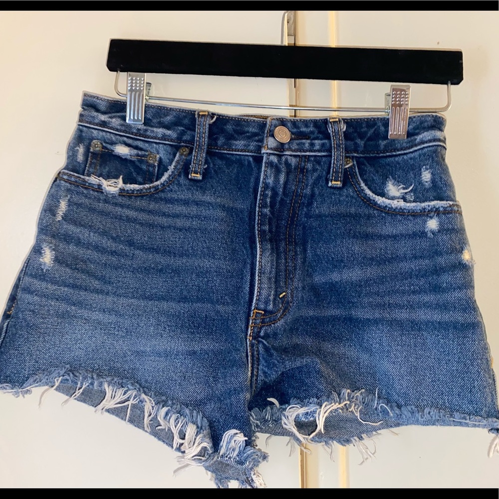 abercrombie and fitch shorts sku# 631180474